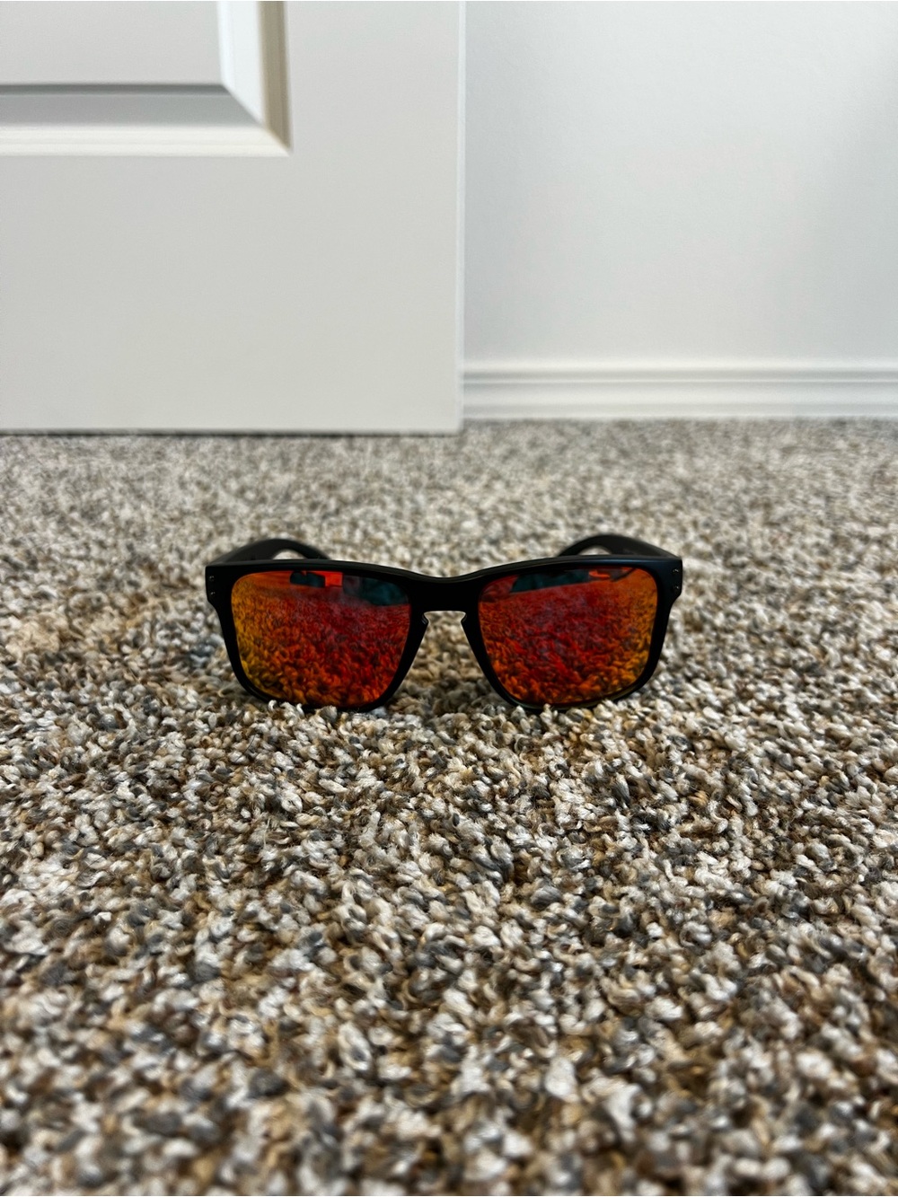 Oakley Holbrook Sunglasses Polarized Lens - Picture 2 of 8